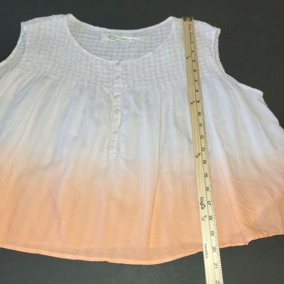 We the Free Little Bit of Something Ombre Top Small - Picture 6 of 12